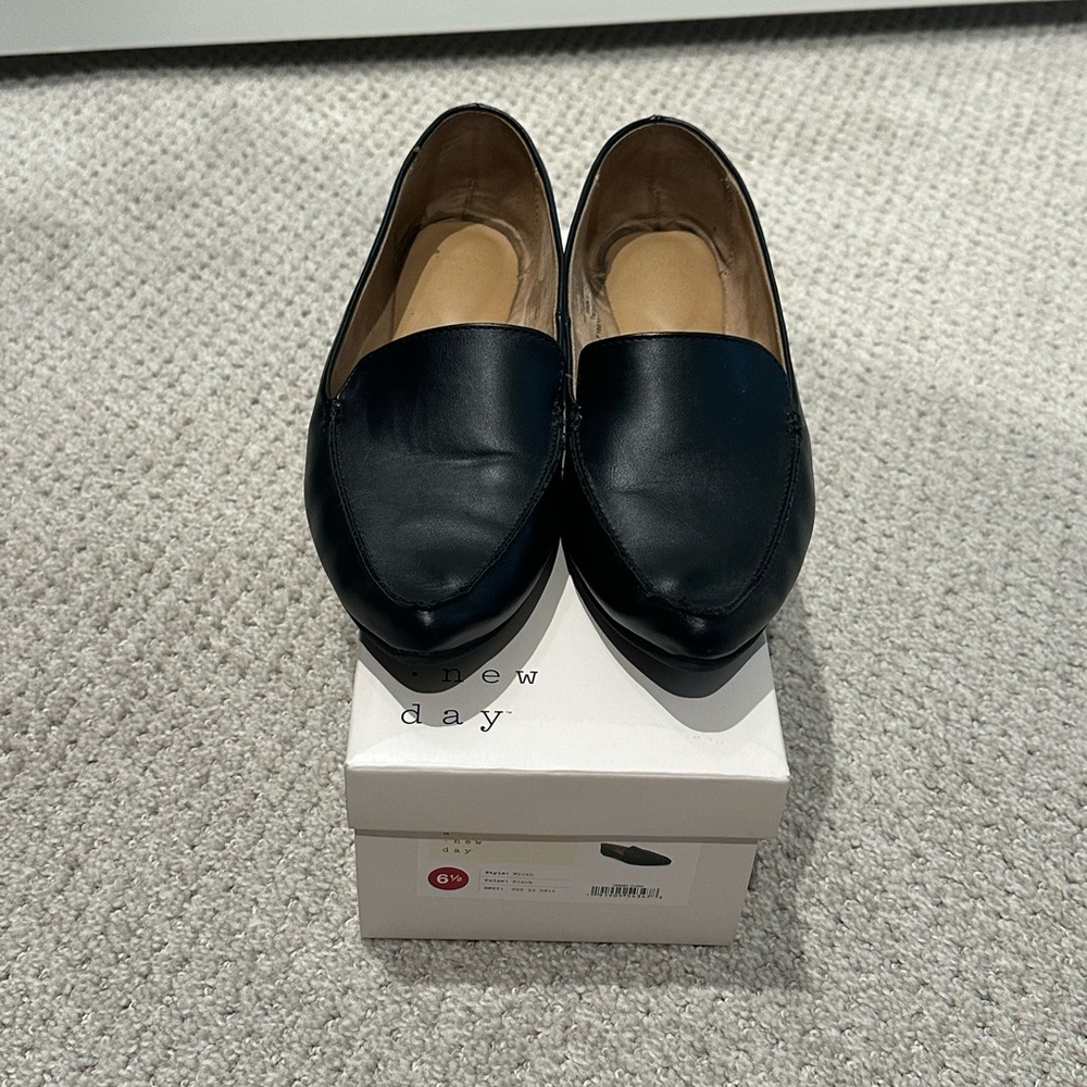 A New Day Classic Black Leather Loafers